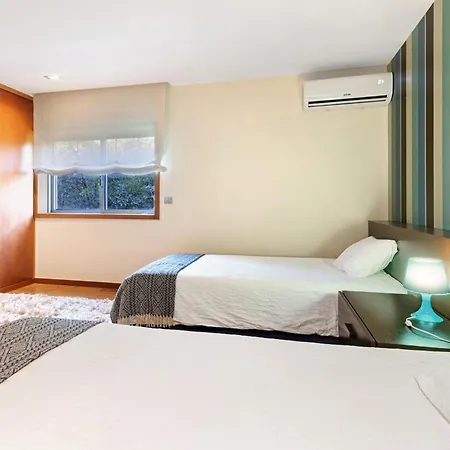 Casa Dos Pinheiros Apúlia